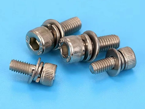 Faixa de uso e aplicação de parafusos combinados.